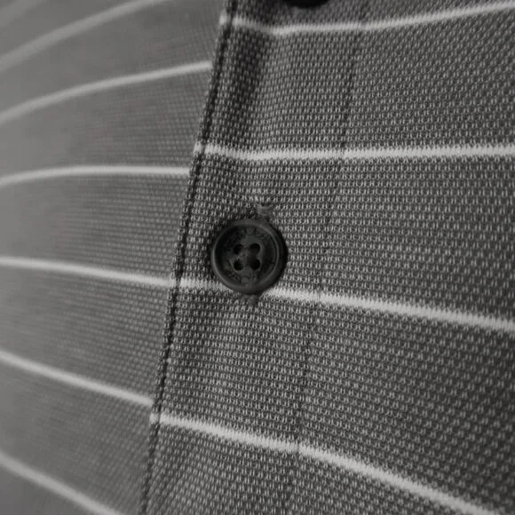 Travis Mathew Lt Gray Striped Polo (L) Excellent! ⛳️ ⛳️ - Picture 6 of 7